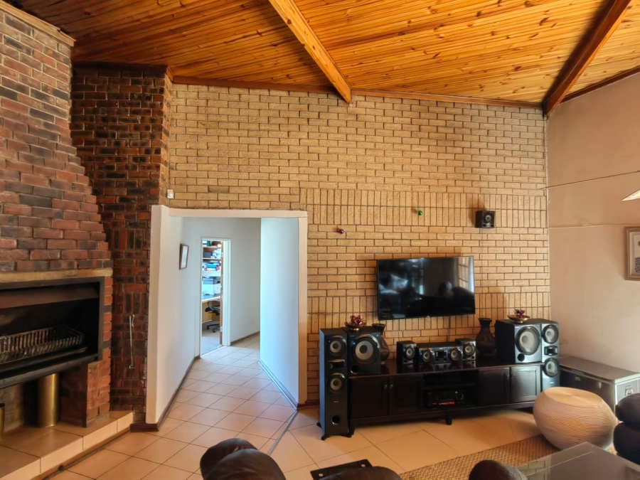 3 Bedroom Property for Sale in Spitskop SH Free State